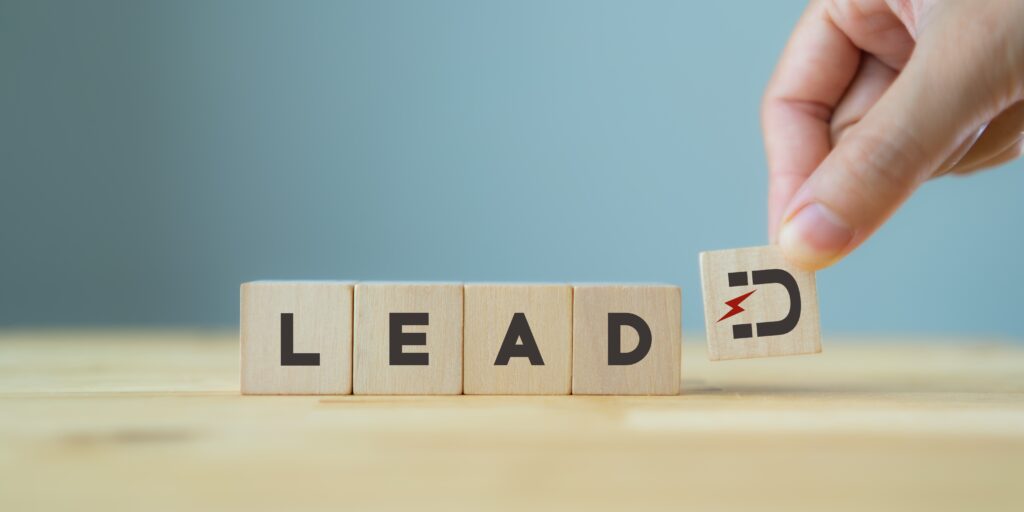 Illustration showing a lead dropping off after showing interest, explaining why WhatsApp leads go cold during follow-up.